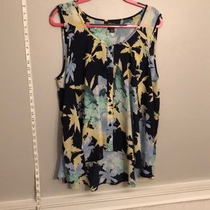 Style & co XL HI-lo swing top.